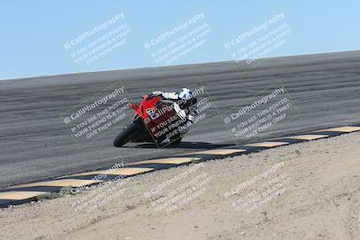 media/Oct-13-2025-Moto Forza (Mon) [[a66d839500]]/2-A Group/Session 2 (Bowl)/